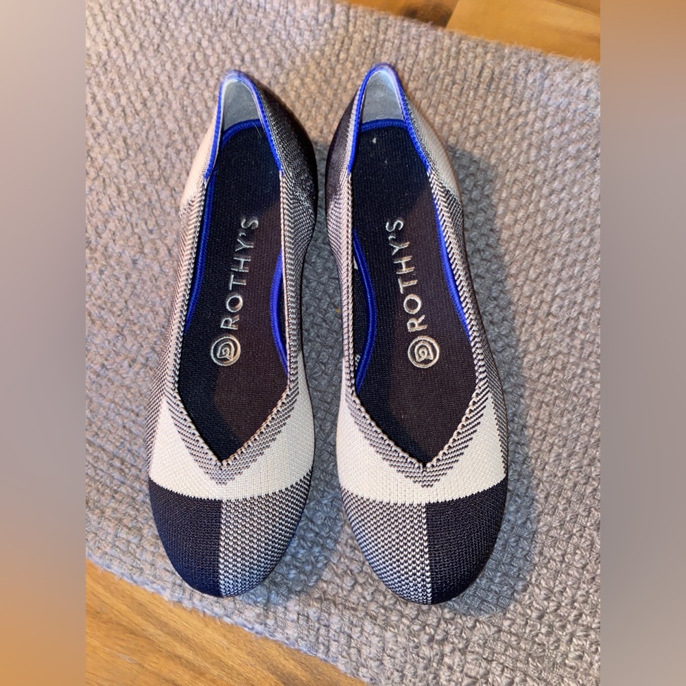 Rothy's Black & White Captoe Plaid Round Toe Flat Size 6